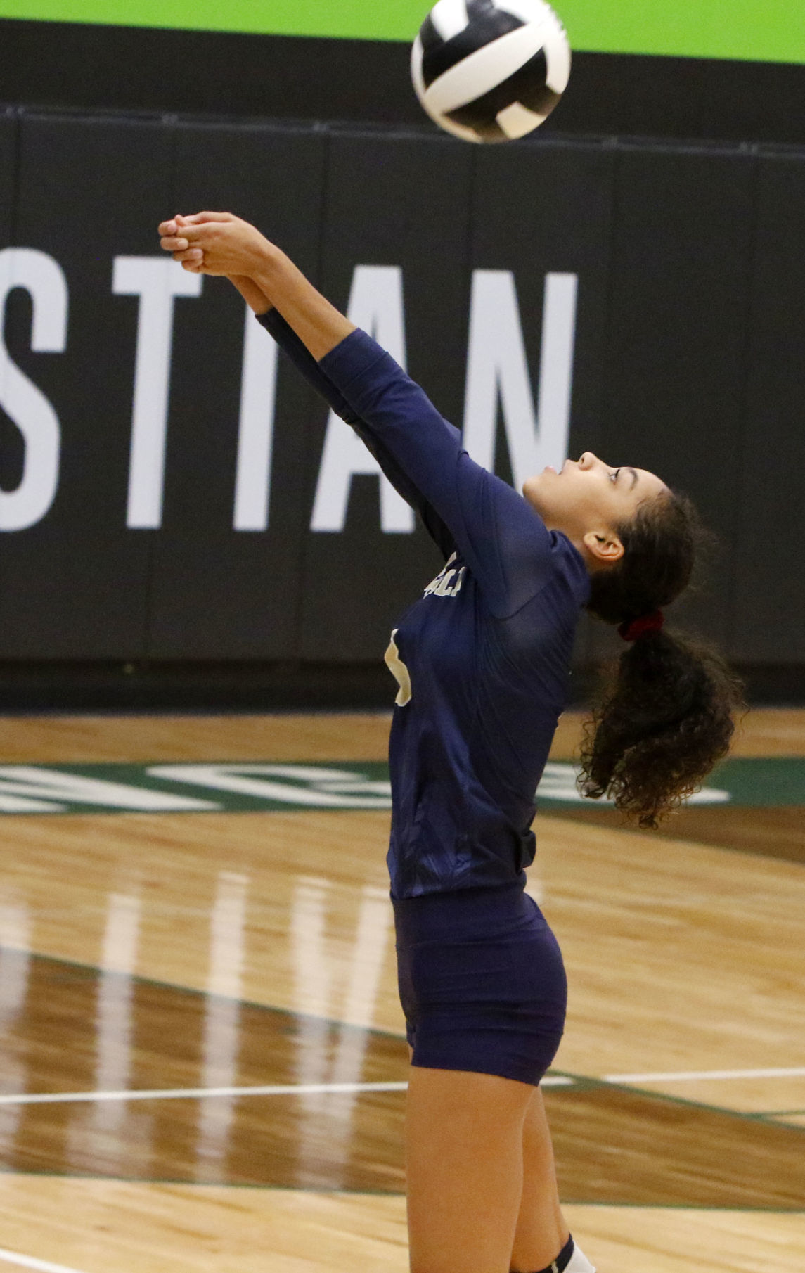 Gallery: Bishop Noll at Illiana Christian volleyball